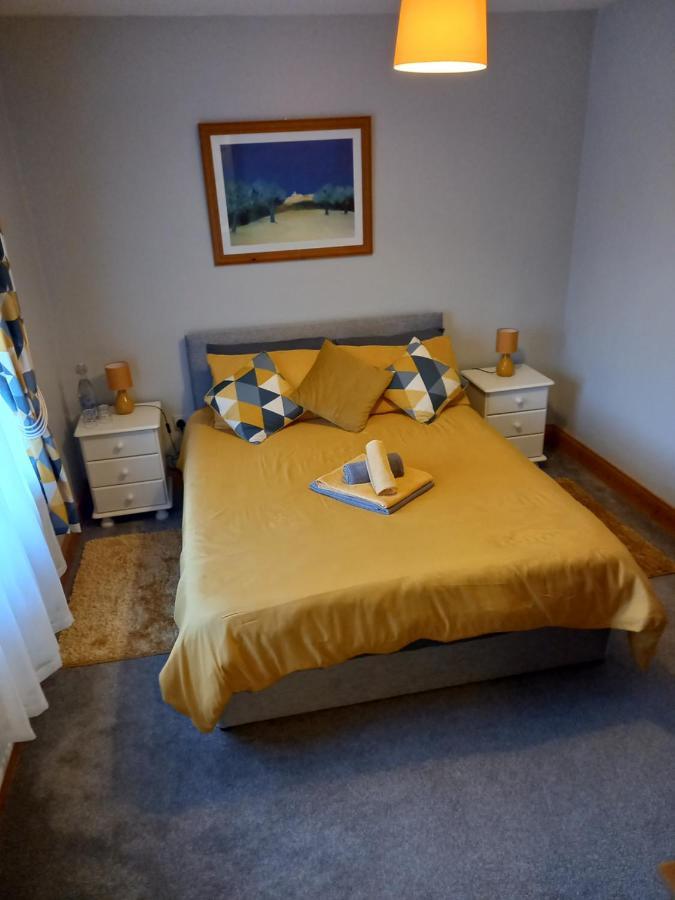 A New U Country Cottage Clynacartan 외부 사진